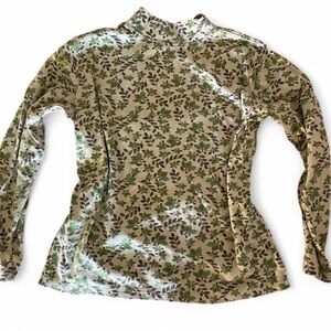Leafy Long Sleeve Top